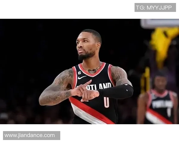 战术拆解:利拉德为何能掌控比赛节奏? 战术拆解:利拉德为何能掌控比赛节奏?