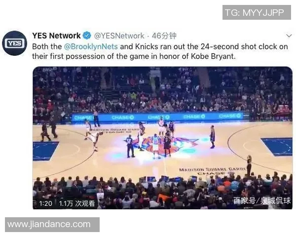 球员为亡父进球后跪地痛哭,令人泪目 球员为亡父进球后跪地痛哭,令人泪目